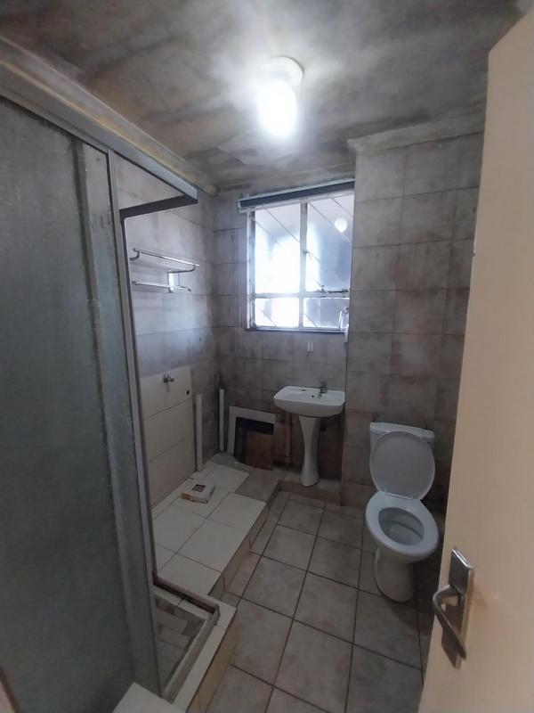 To Let 2 Bedroom Property for Rent in Laudium Gauteng