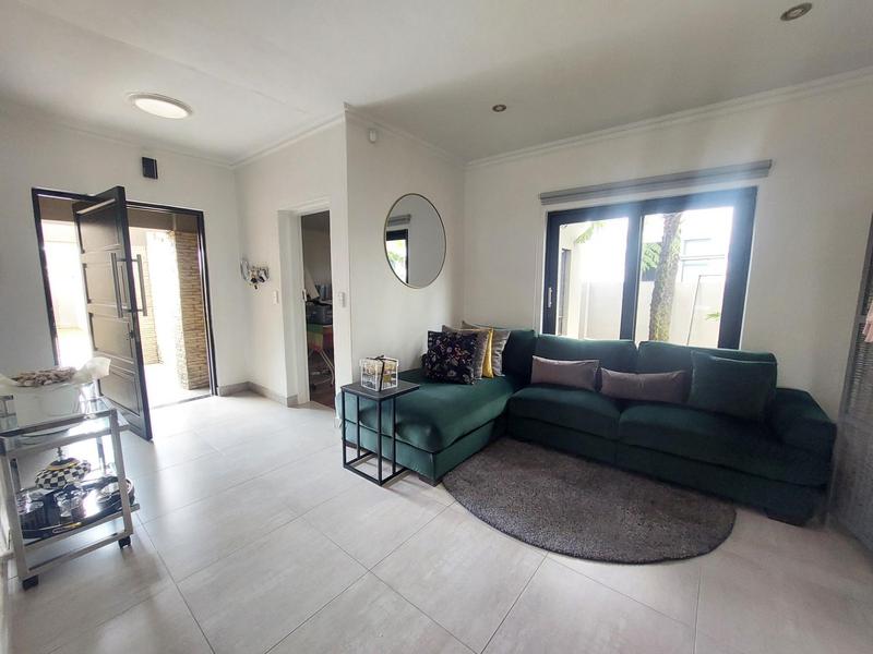 To Let 4 Bedroom Property for Rent in Eldo Meadows Gauteng