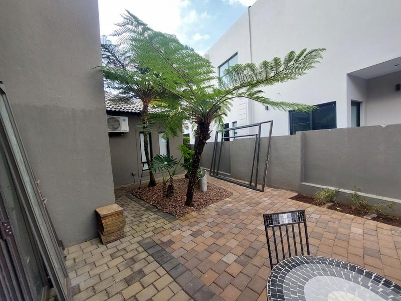 To Let 4 Bedroom Property for Rent in Eldo Meadows Gauteng