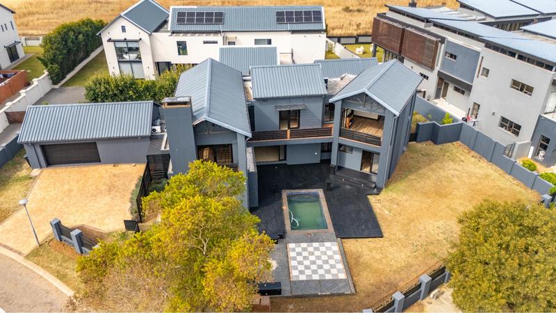 4 Bedroom Property for Sale in Copperleaf Estate Gauteng