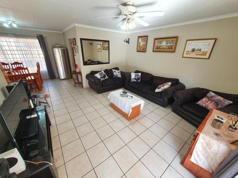 3 Bedroom Property for Sale in Annlin Gauteng