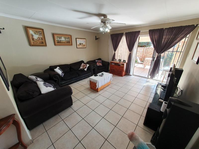 3 Bedroom Property for Sale in Annlin Gauteng