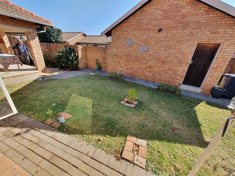 3 Bedroom Property for Sale in Annlin Gauteng