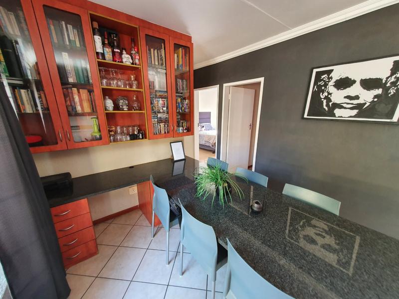 2 Bedroom Property for Sale in Annlin Gauteng