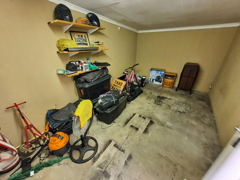 2 Bedroom Property for Sale in Annlin Gauteng