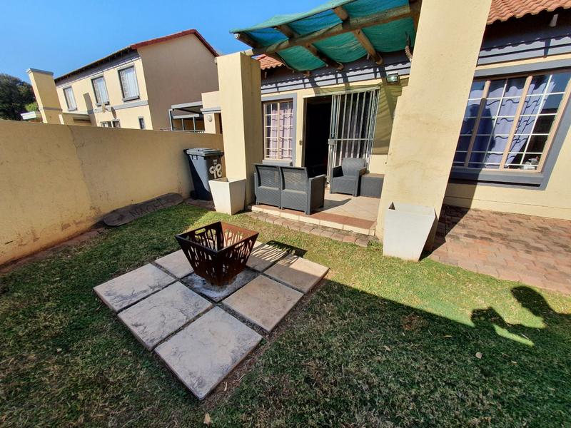 2 Bedroom Property for Sale in Annlin Gauteng