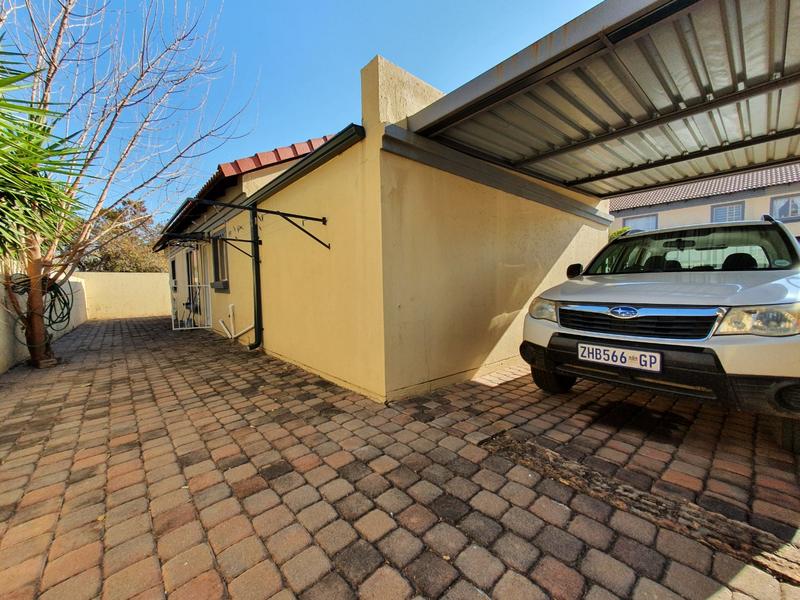 2 Bedroom Property for Sale in Annlin Gauteng