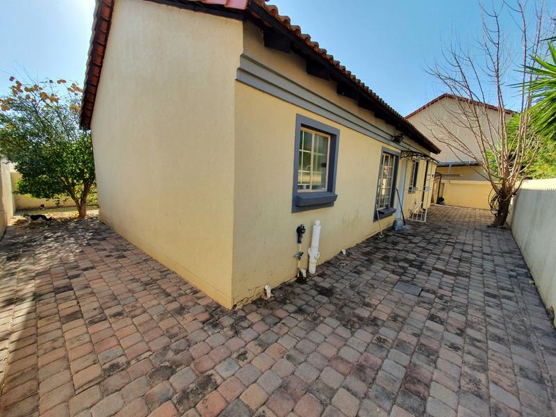 2 Bedroom Property for Sale in Annlin Gauteng