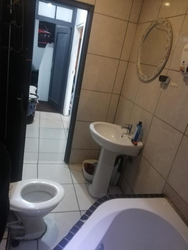 To Let 2 Bedroom Property for Rent in Wychwood Gauteng