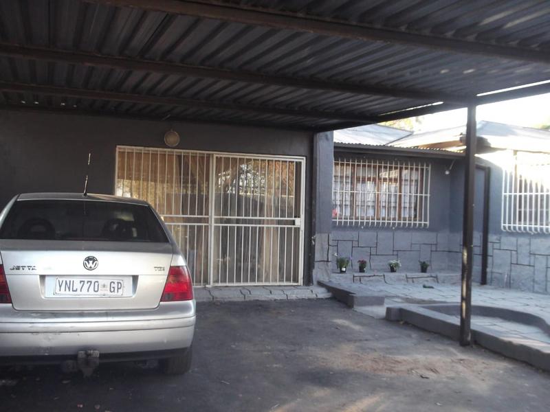 To Let 2 Bedroom Property for Rent in Wychwood Gauteng