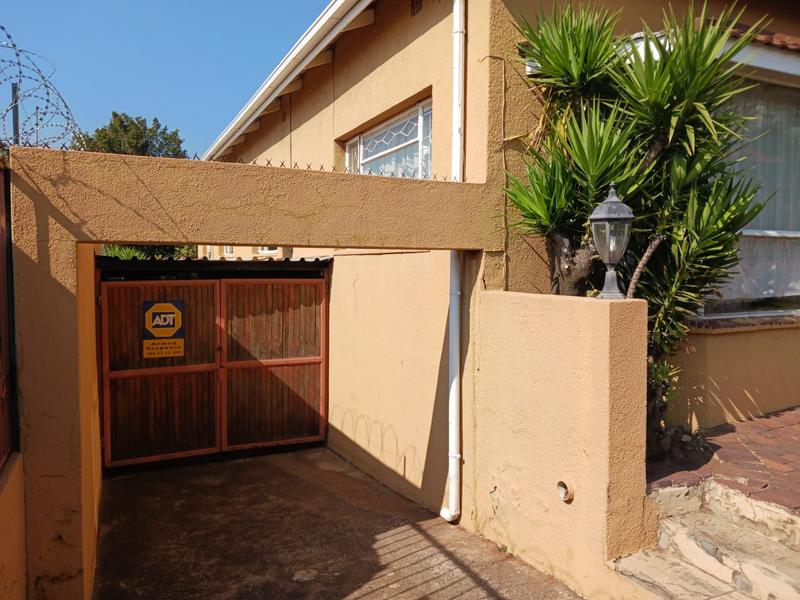 To Let 4 Bedroom Property for Rent in Kensington Gauteng