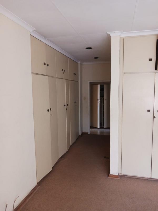 To Let 4 Bedroom Property for Rent in Kensington Gauteng