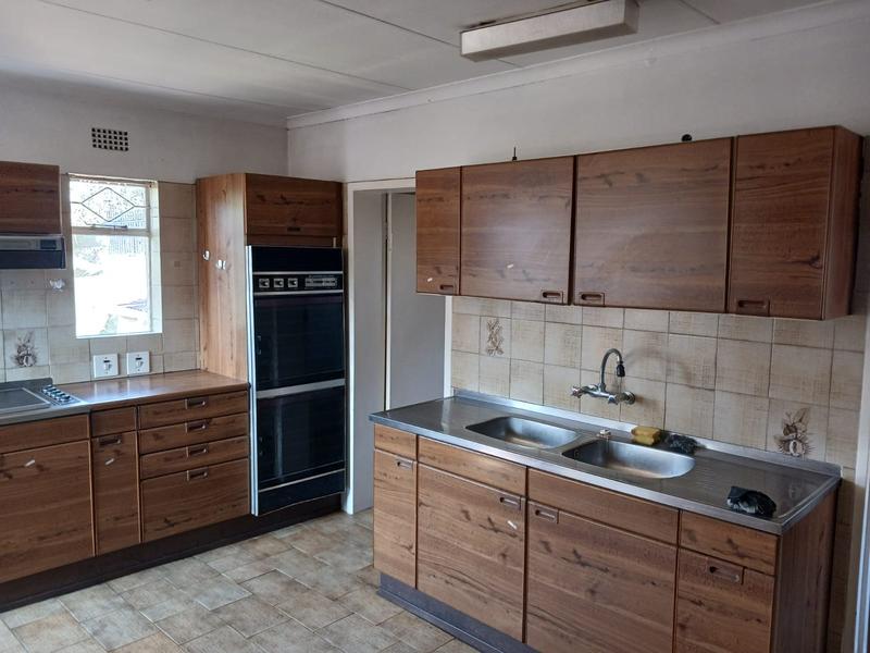 To Let 4 Bedroom Property for Rent in Kensington Gauteng