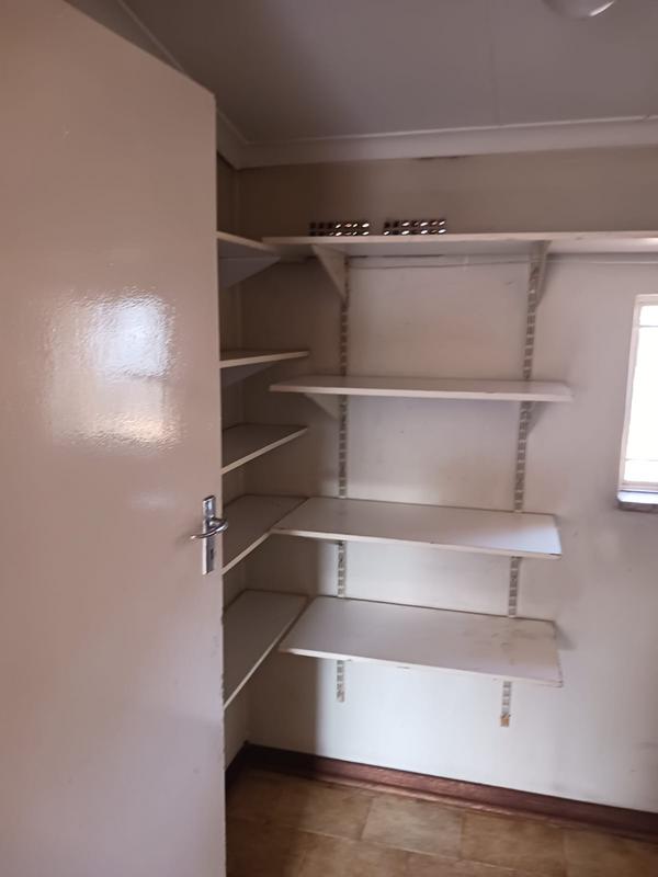 To Let 4 Bedroom Property for Rent in Kensington Gauteng