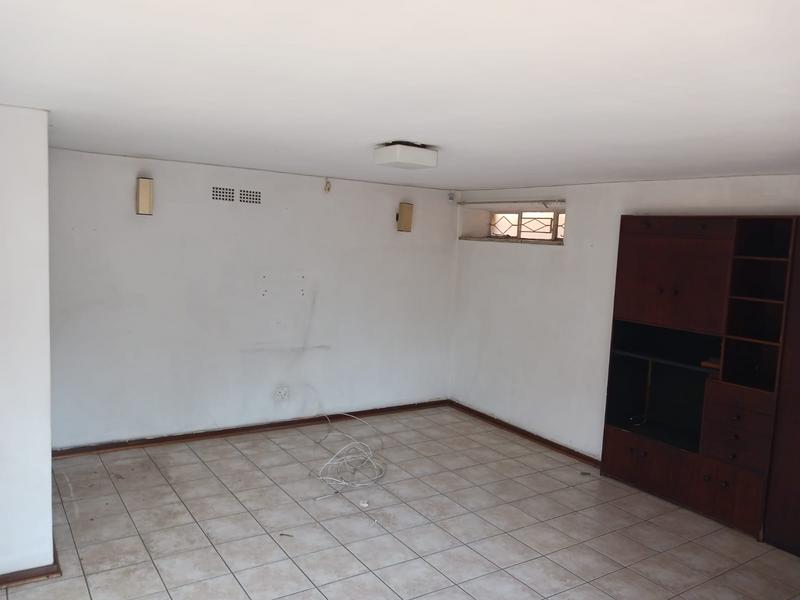 To Let 4 Bedroom Property for Rent in Kensington Gauteng