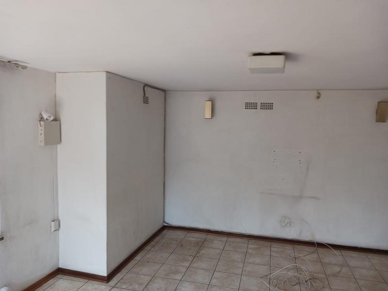 To Let 4 Bedroom Property for Rent in Kensington Gauteng