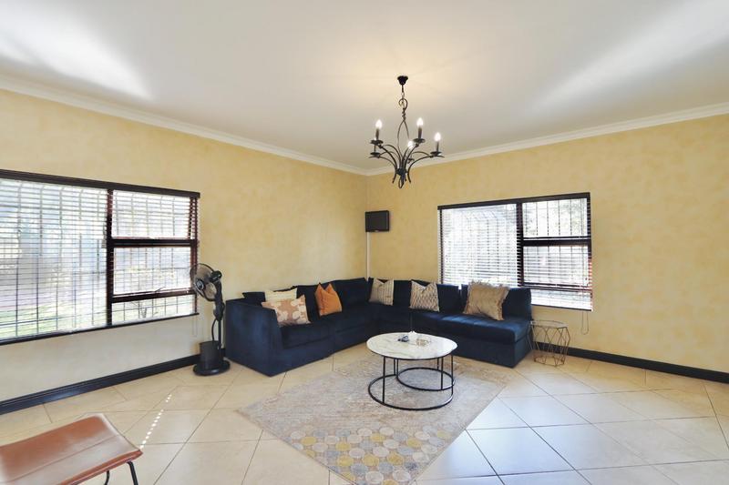 To Let 5 Bedroom Property for Rent in Fourways Gauteng