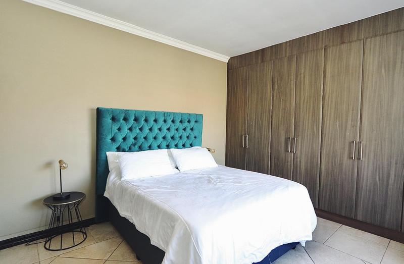 To Let 5 Bedroom Property for Rent in Fourways Gauteng