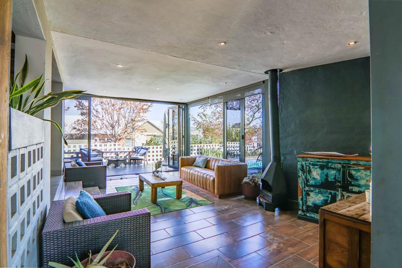 5 Bedroom Property for Sale in Copperleaf Estate Gauteng