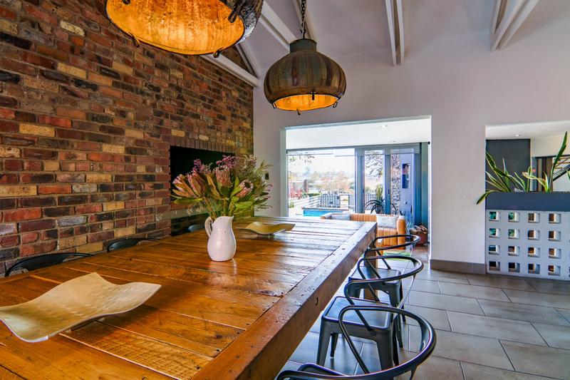 5 Bedroom Property for Sale in Copperleaf Estate Gauteng