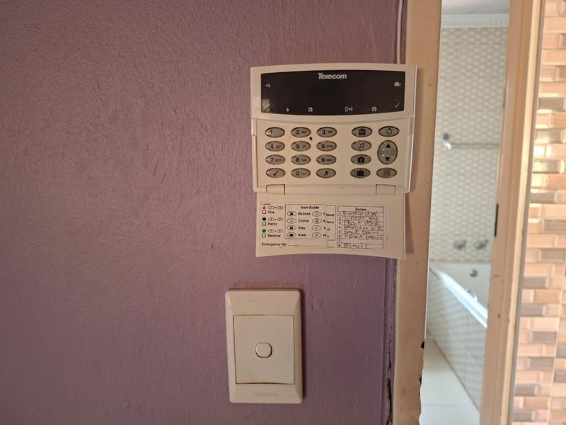 To Let 3 Bedroom Property for Rent in Protea Glen Gauteng