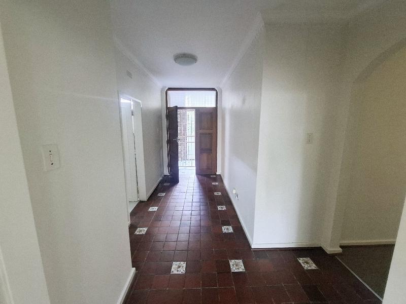 To Let 3 Bedroom Property for Rent in Sandown Gauteng