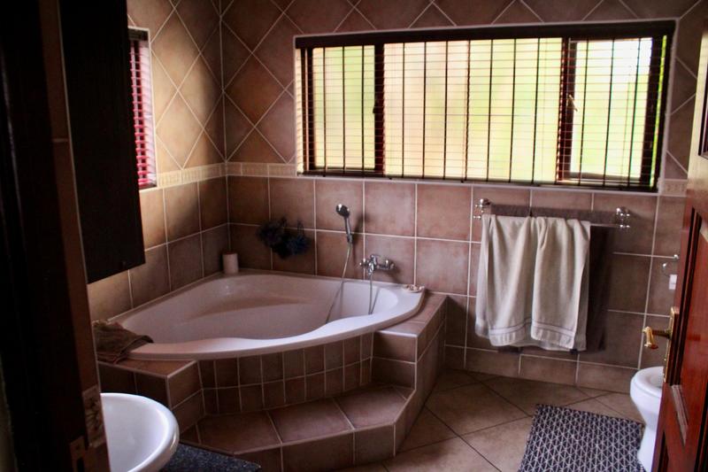 3 Bedroom Property for Sale in Zambezi Country Estate Gauteng