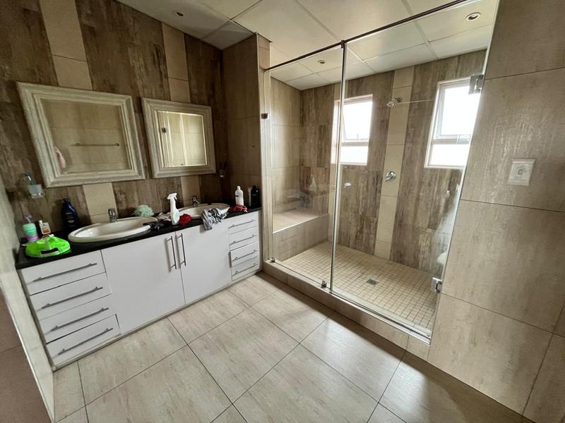 3 Bedroom Property for Sale in Vanderbijlpark SE 10 Gauteng