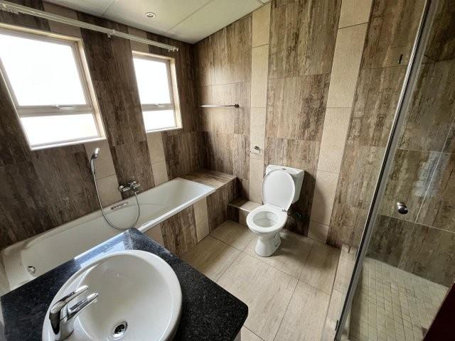 4 Bedroom Property for Sale in Vanderbijlpark SE 10 Gauteng