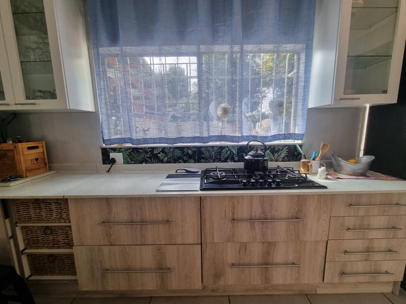 4 Bedroom Property for Sale in Garsfontein Gauteng