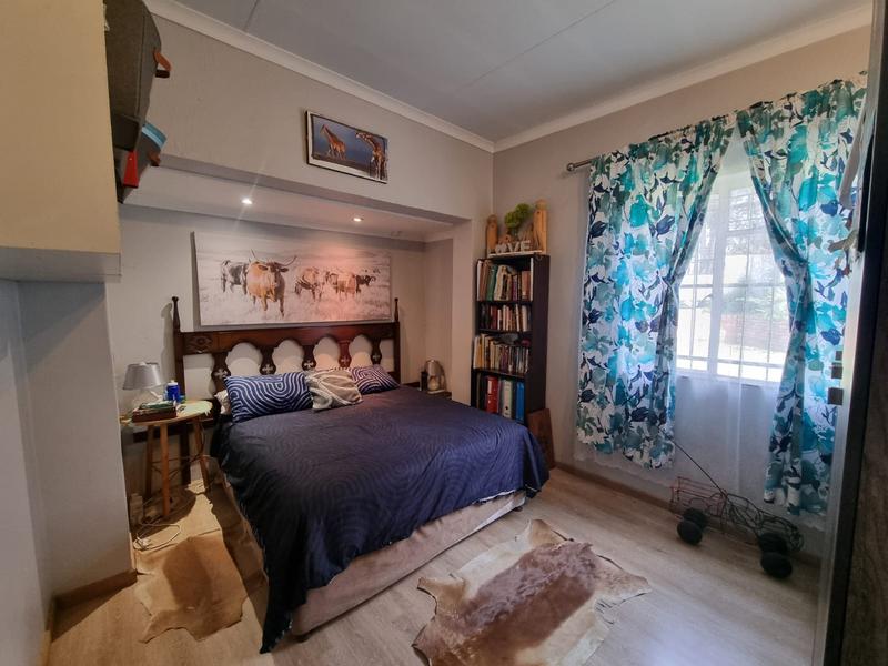 4 Bedroom Property for Sale in Garsfontein Gauteng