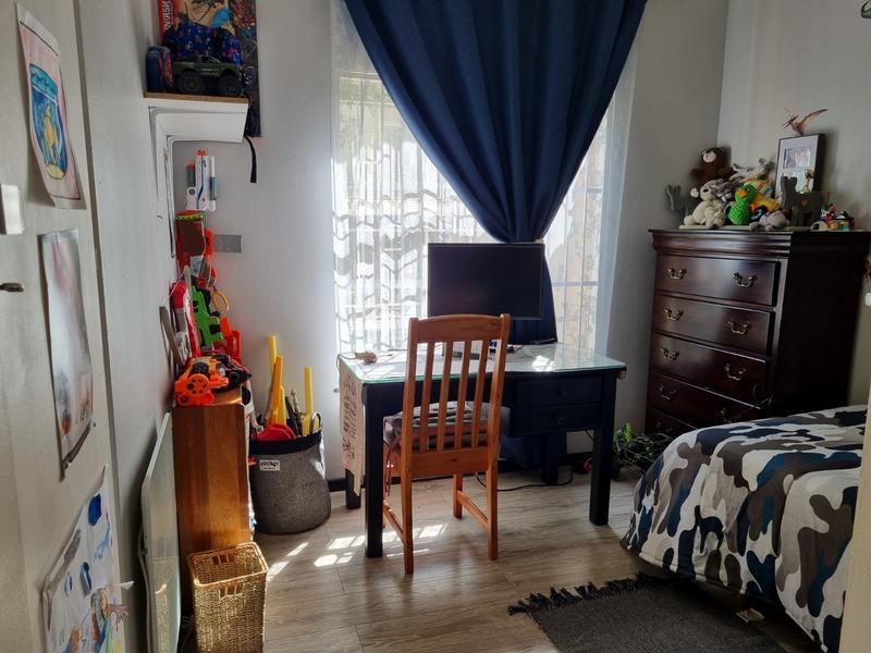 4 Bedroom Property for Sale in Garsfontein Gauteng
