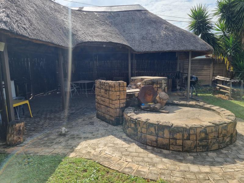 4 Bedroom Property for Sale in Garsfontein Gauteng