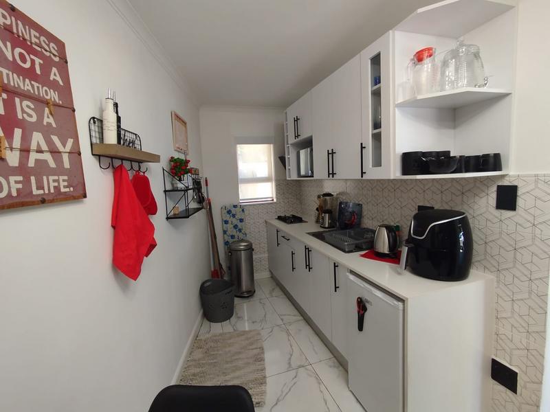1 Bedroom Property for Sale in Lonehill Gauteng