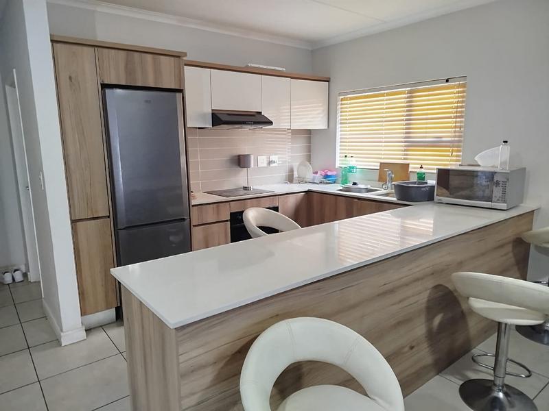 To Let 2 Bedroom Property for Rent in Linbro Park Gauteng