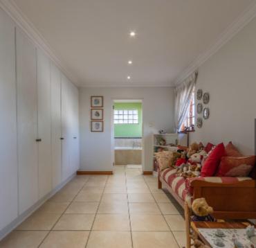 3 Bedroom Property for Sale in Lakefield Gauteng