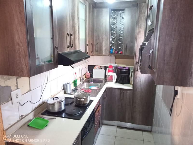 3 Bedroom Property for Sale in Windmill Park Gauteng