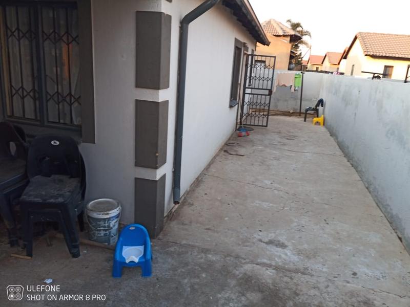 3 Bedroom Property for Sale in Windmill Park Gauteng