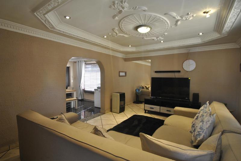 4 Bedroom Property for Sale in Groeneweide Gauteng