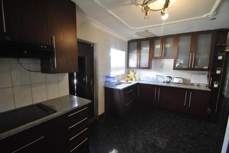 4 Bedroom Property for Sale in Groeneweide Gauteng