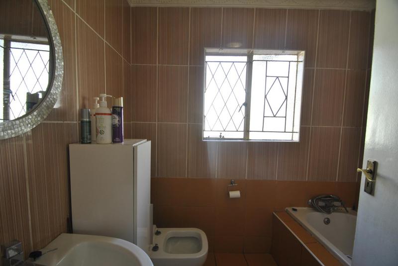 4 Bedroom Property for Sale in Groeneweide Gauteng