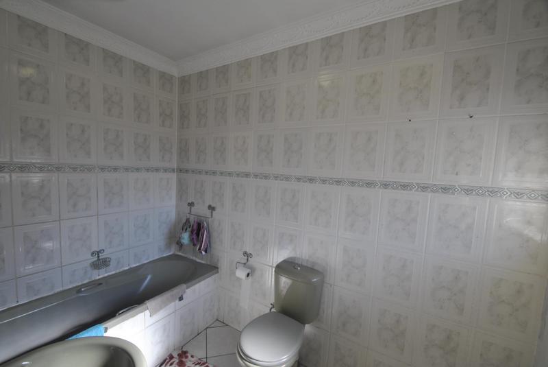 4 Bedroom Property for Sale in Groeneweide Gauteng