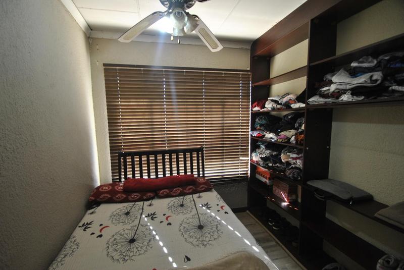 4 Bedroom Property for Sale in Groeneweide Gauteng