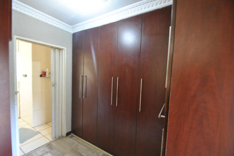 4 Bedroom Property for Sale in Groeneweide Gauteng