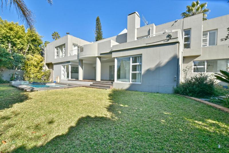 3 Bedroom Property for Sale in Sandhurst Gauteng
