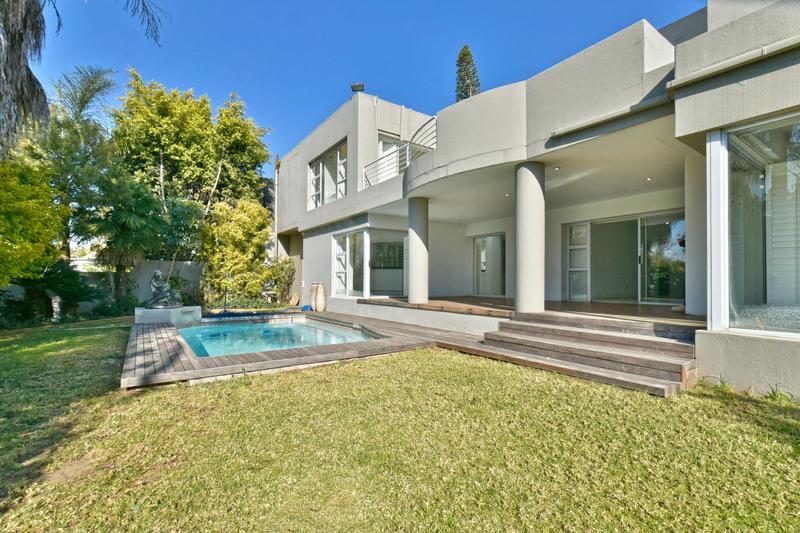 3 Bedroom Property for Sale in Sandhurst Gauteng