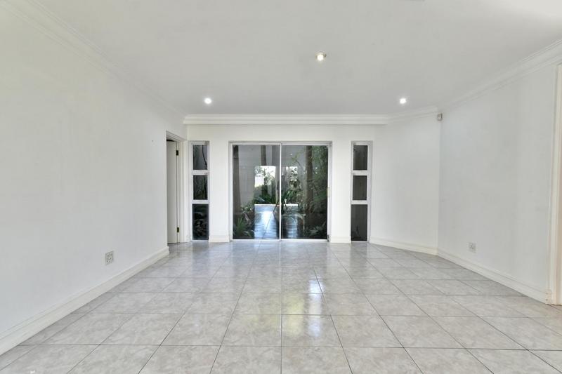3 Bedroom Property for Sale in Sandhurst Gauteng