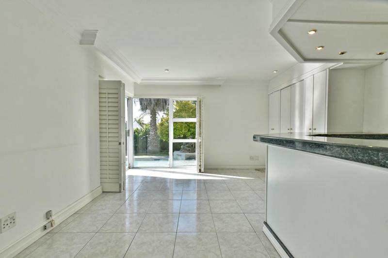 3 Bedroom Property for Sale in Sandhurst Gauteng