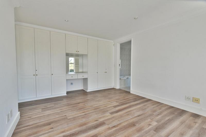 3 Bedroom Property for Sale in Sandhurst Gauteng