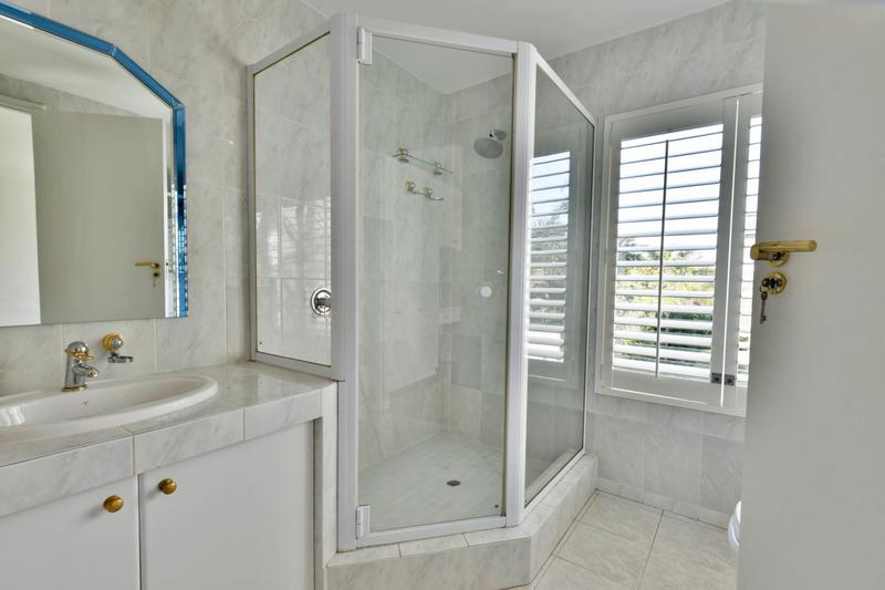 3 Bedroom Property for Sale in Sandhurst Gauteng